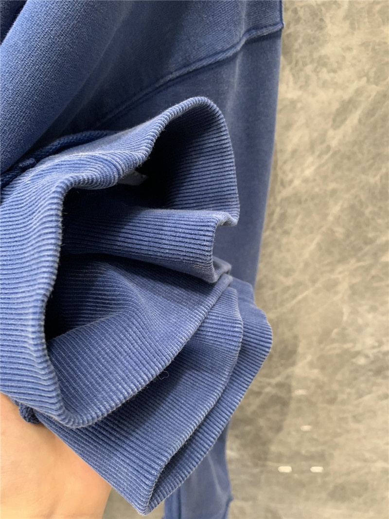 M1um1u round neck sweatshirt replica clothes