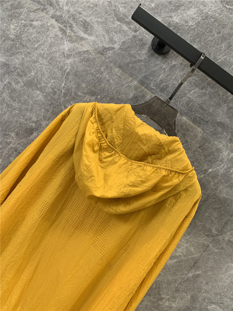 Bv*b*rry lightweight sun protection hooded jacket replica clothing