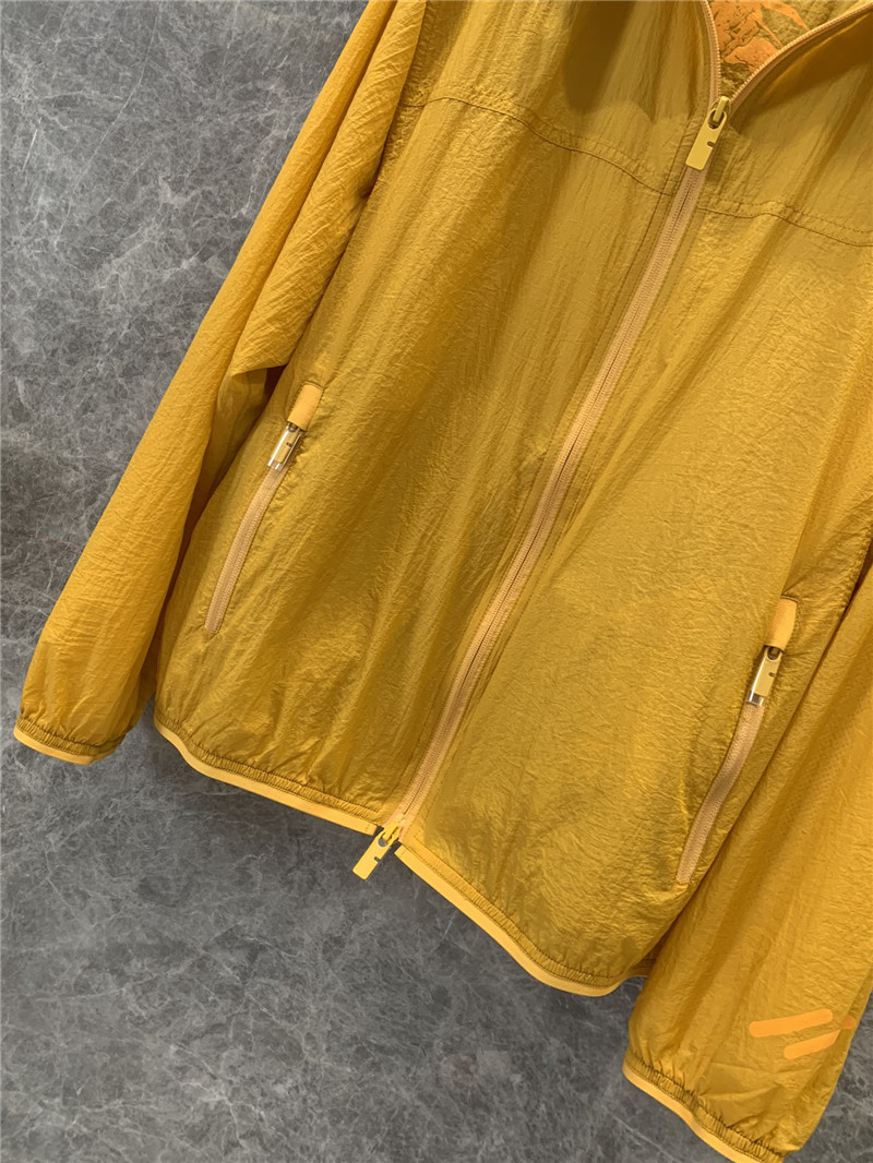 Bv*b*rry lightweight sun protection hooded jacket replica clothing