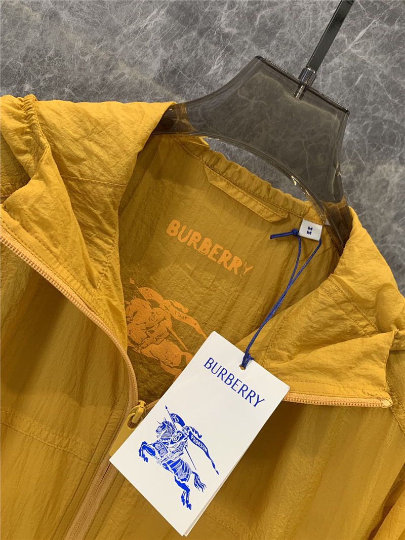 Bv*b*rry lightweight sun protection hooded jacket replica clothing