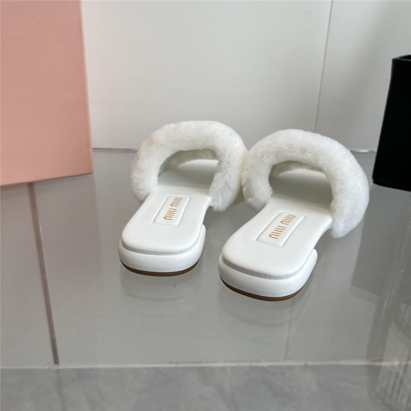 Miu Miu White Matelassé Fur Slides with Metal Lettering