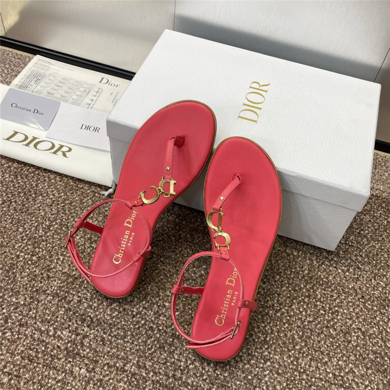 c’est D10r coral calfskin thong sandals