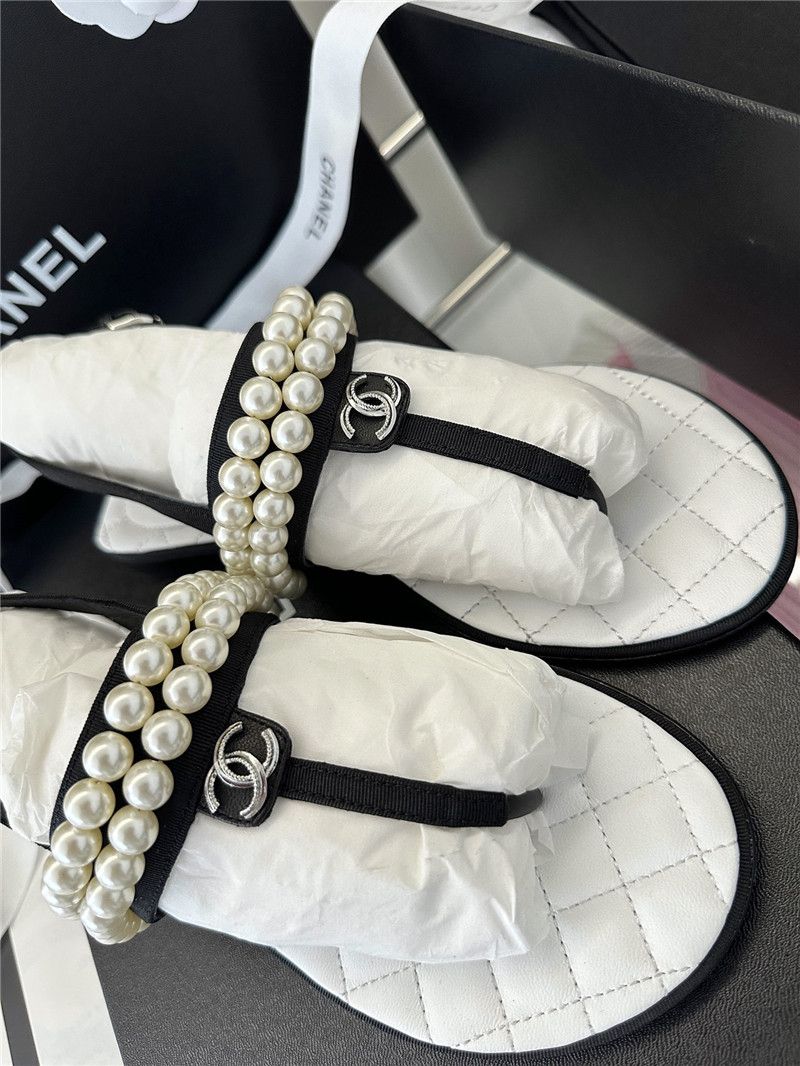 Ch**el quilted t-strap pearls flat sandals white