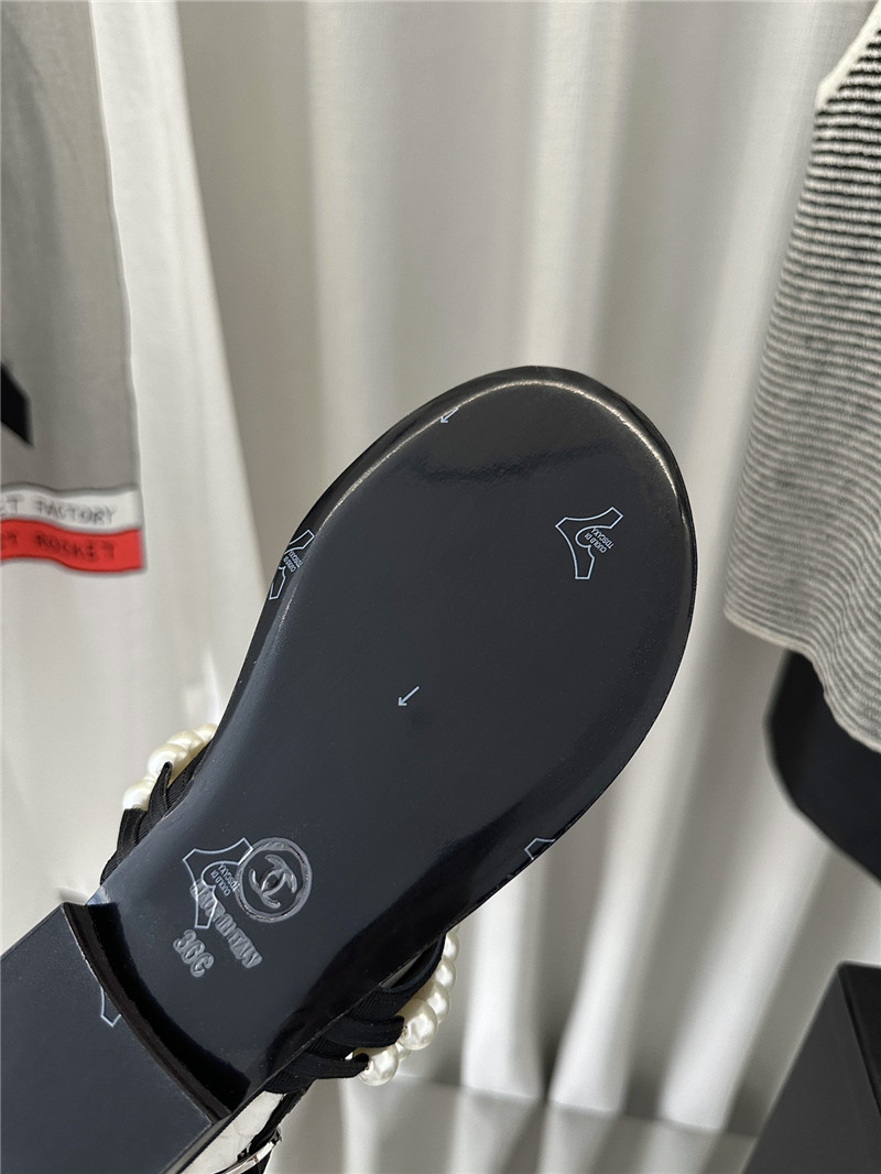 Ch**el quilted t-strap pearls flat sandals white