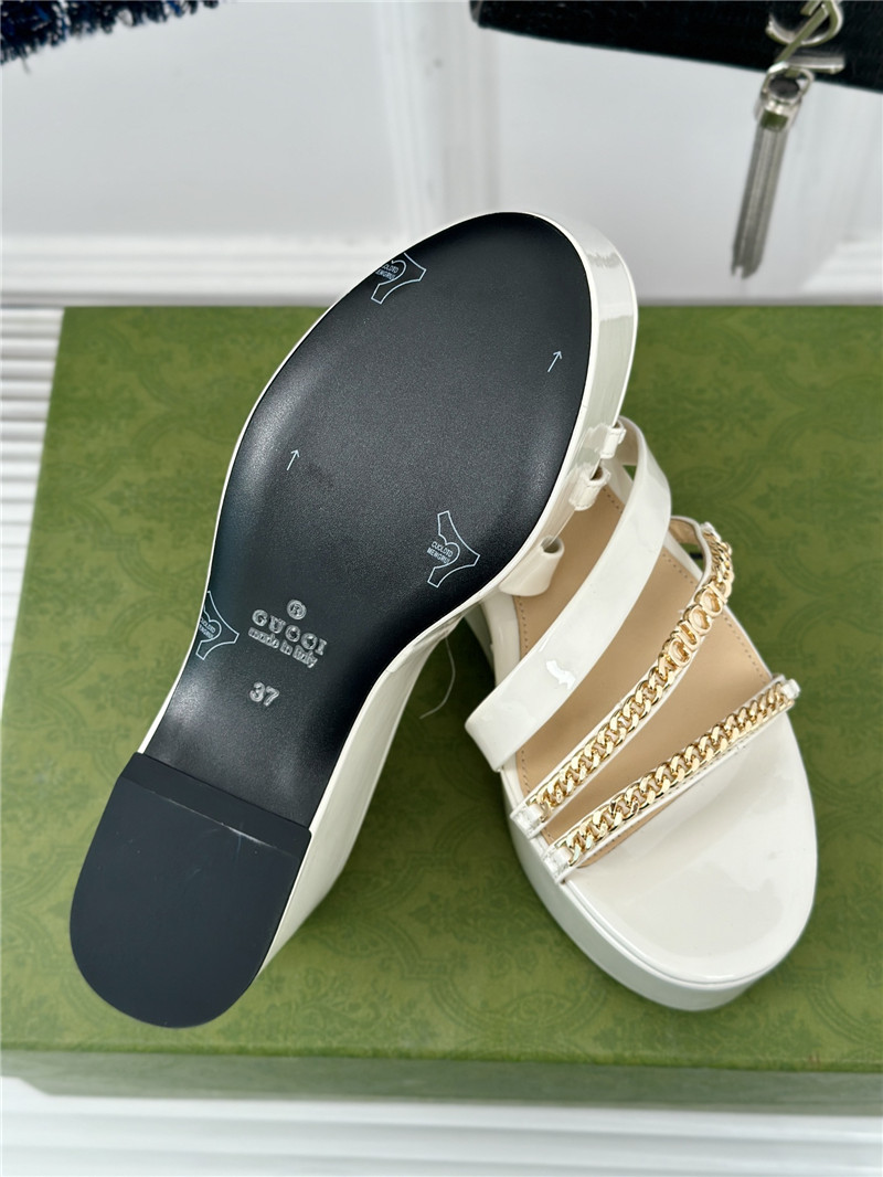 Gvc*1 signoria chain strappy platform slides in white