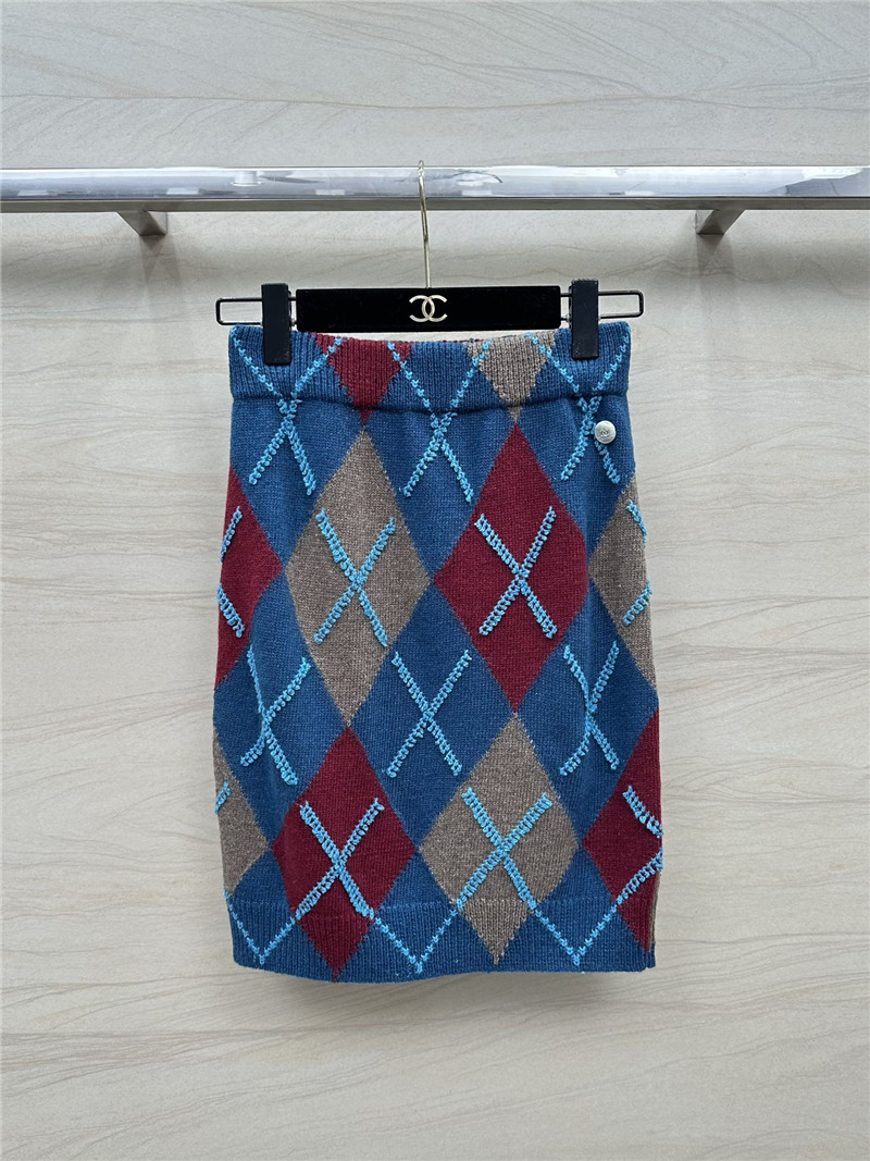 Ch**el colorblock embroidered knitted skirt replica d&g clothing