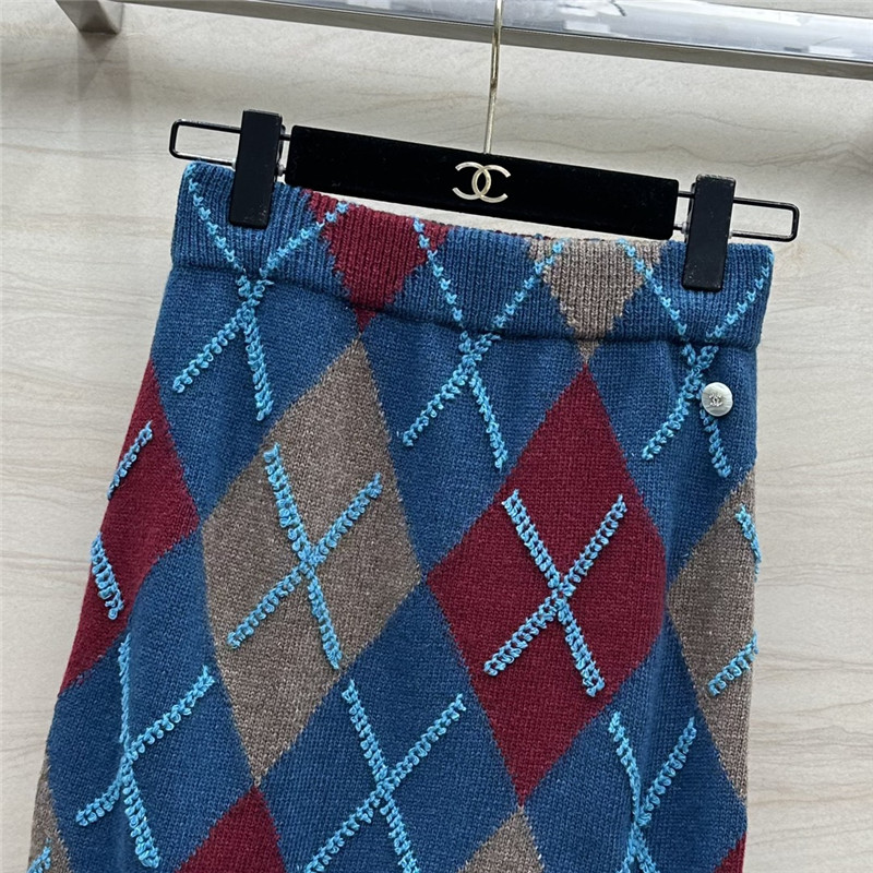 Ch**el colorblock embroidered knitted skirt replica d&g clothing