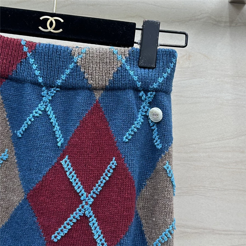 Ch**el colorblock embroidered knitted skirt replica d&g clothing