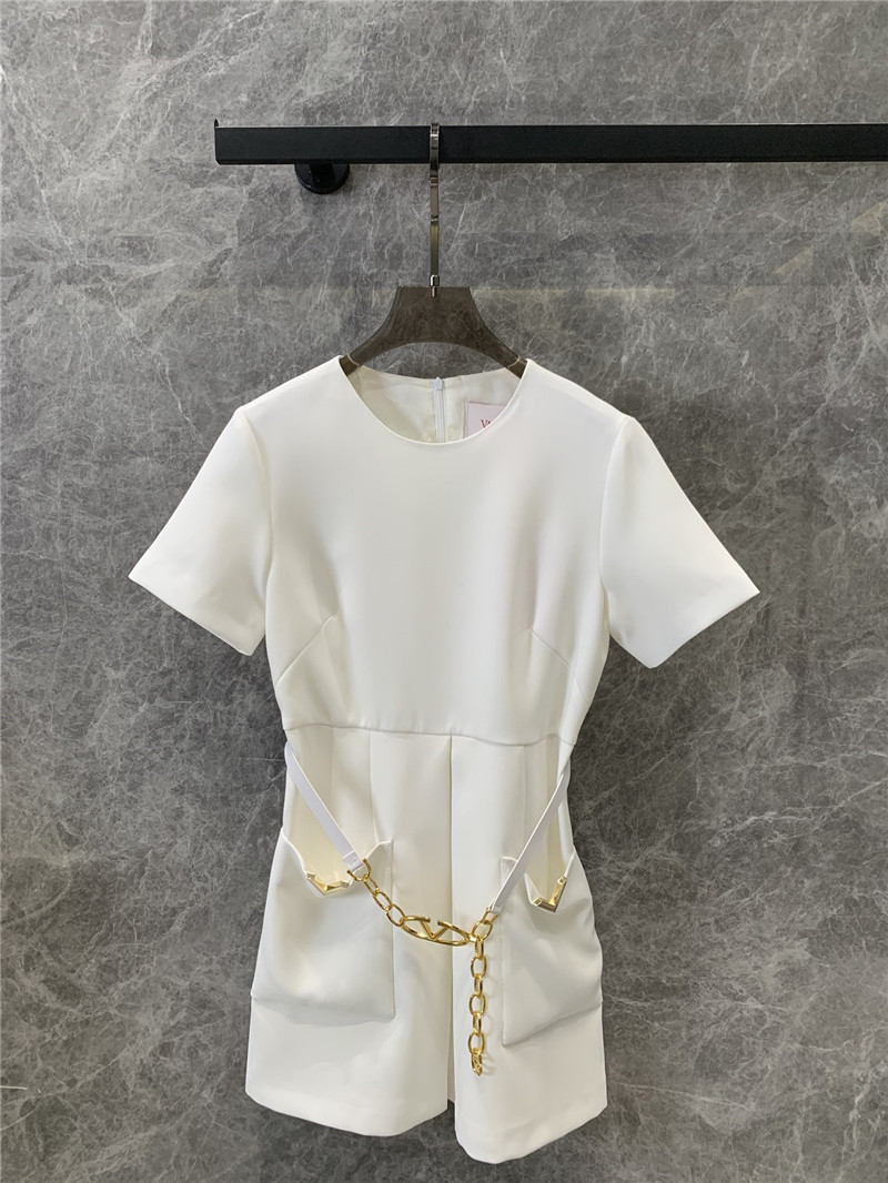 Va1e*ntin0 chain belt short sleeve dress replica d&g clothing