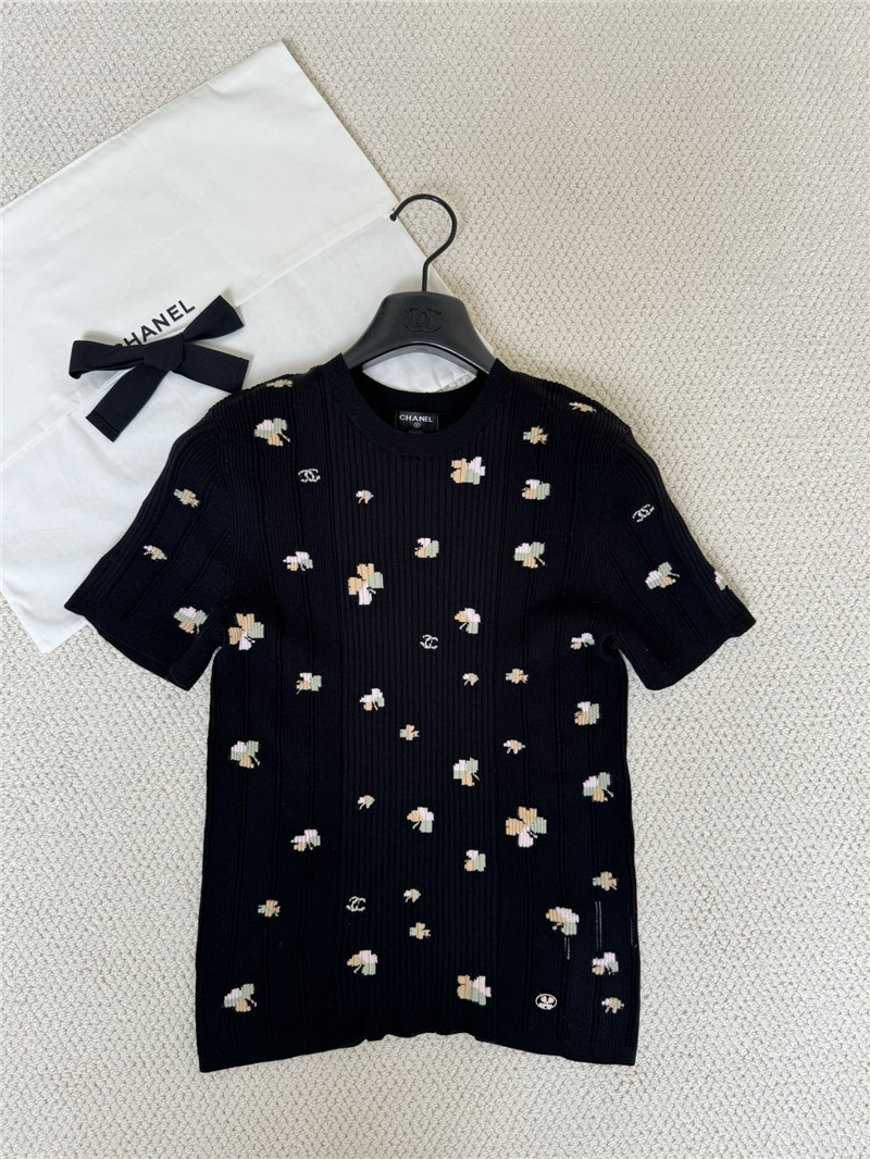 Ch**el four-leaf clover knitted short-sleeved replica clothes