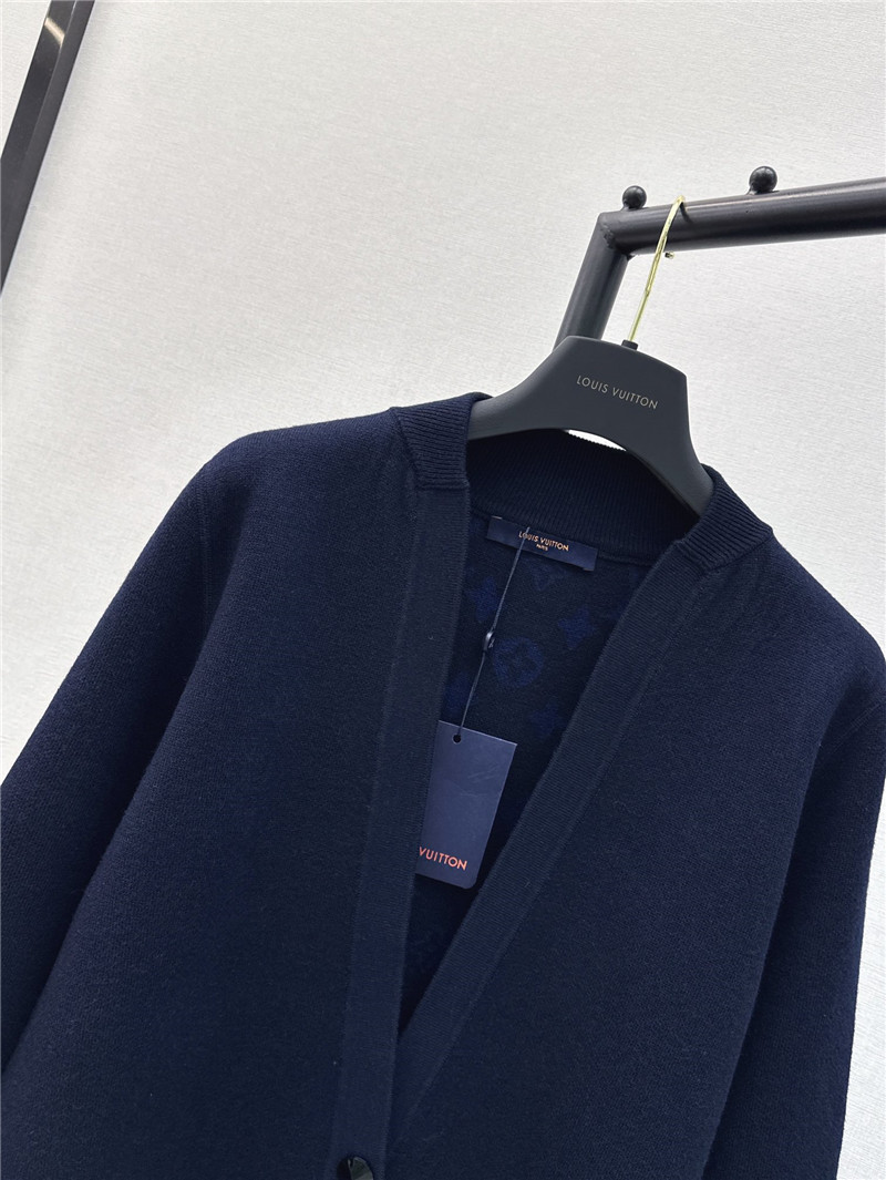 l0vis Vvtt0n lv double-sided v-neck knitted cardigan replica clothes