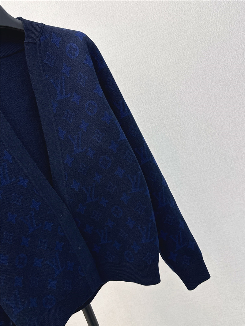 l0vis Vvtt0n lv double-sided v-neck knitted cardigan replica clothes