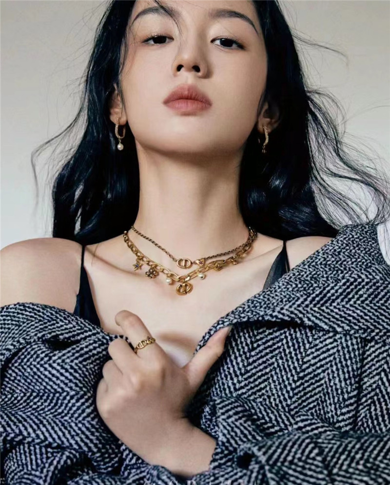 D10r vintage multi-element necklace