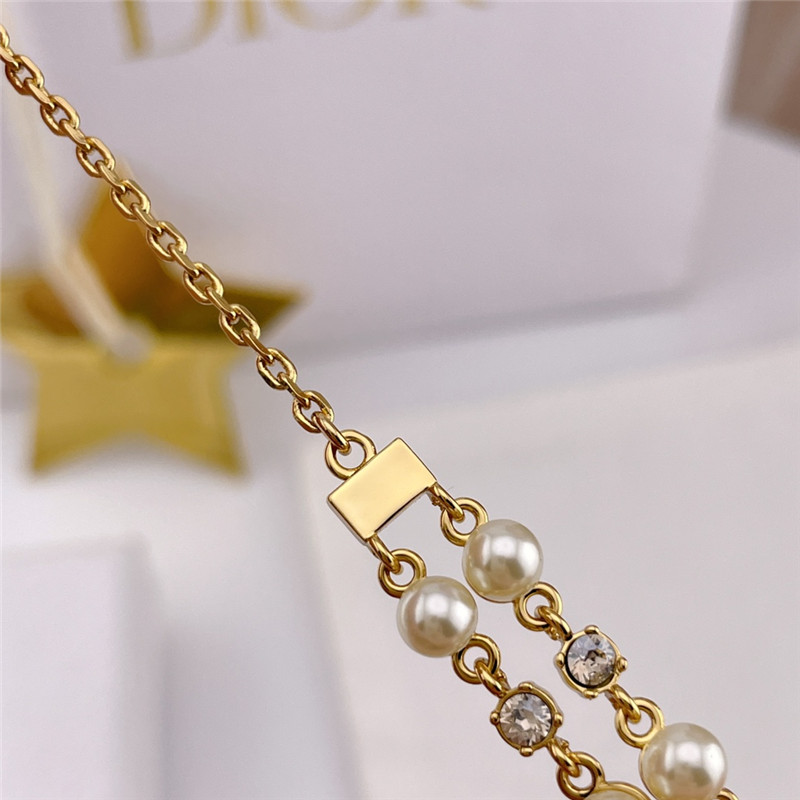 D10r fairy necklace