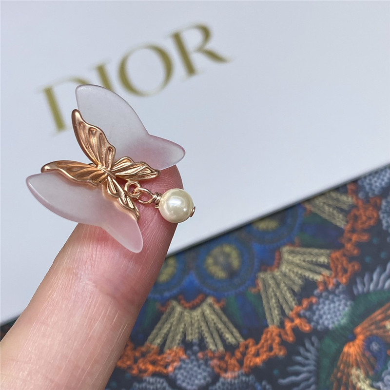 D10r new butterfly earrings