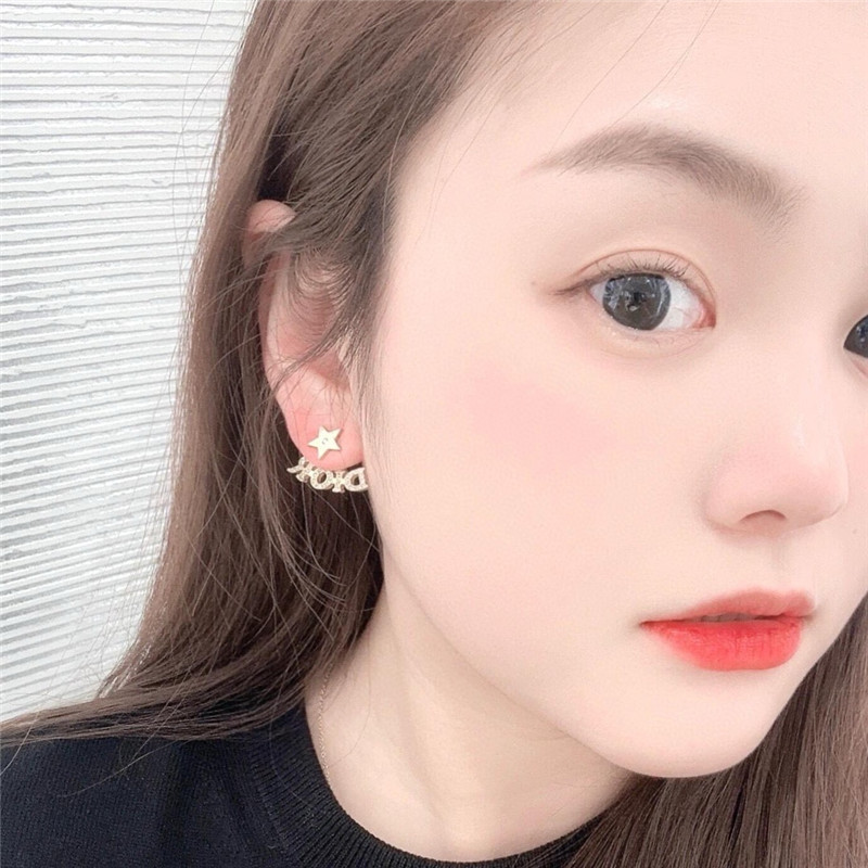 D10r star letter earrings