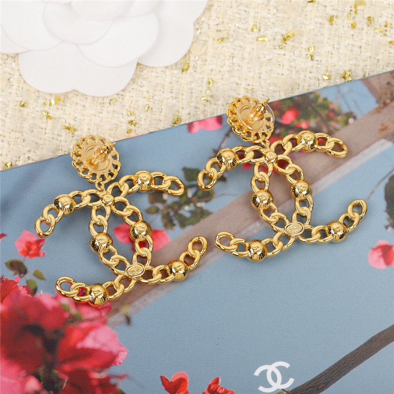 ch**el double c colored D1am0nd earrings