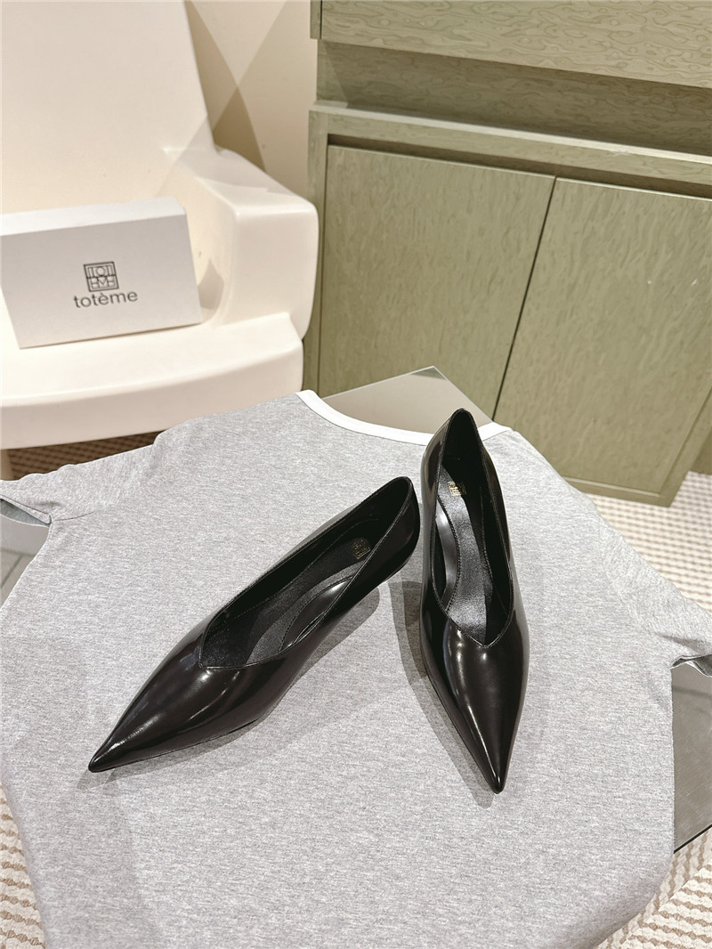 Totême Wedge-Heel Abrasivato Pumps in Black