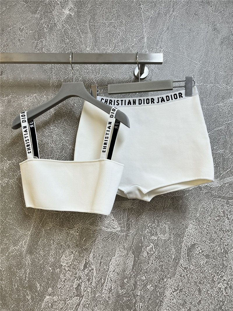 D10r solid color base inner suit replica designer clothes