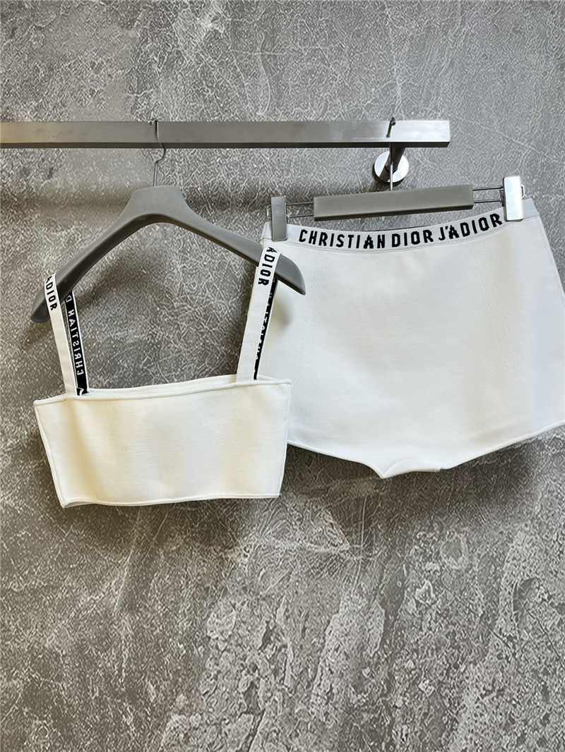 D10r solid color base inner suit replica designer clothes