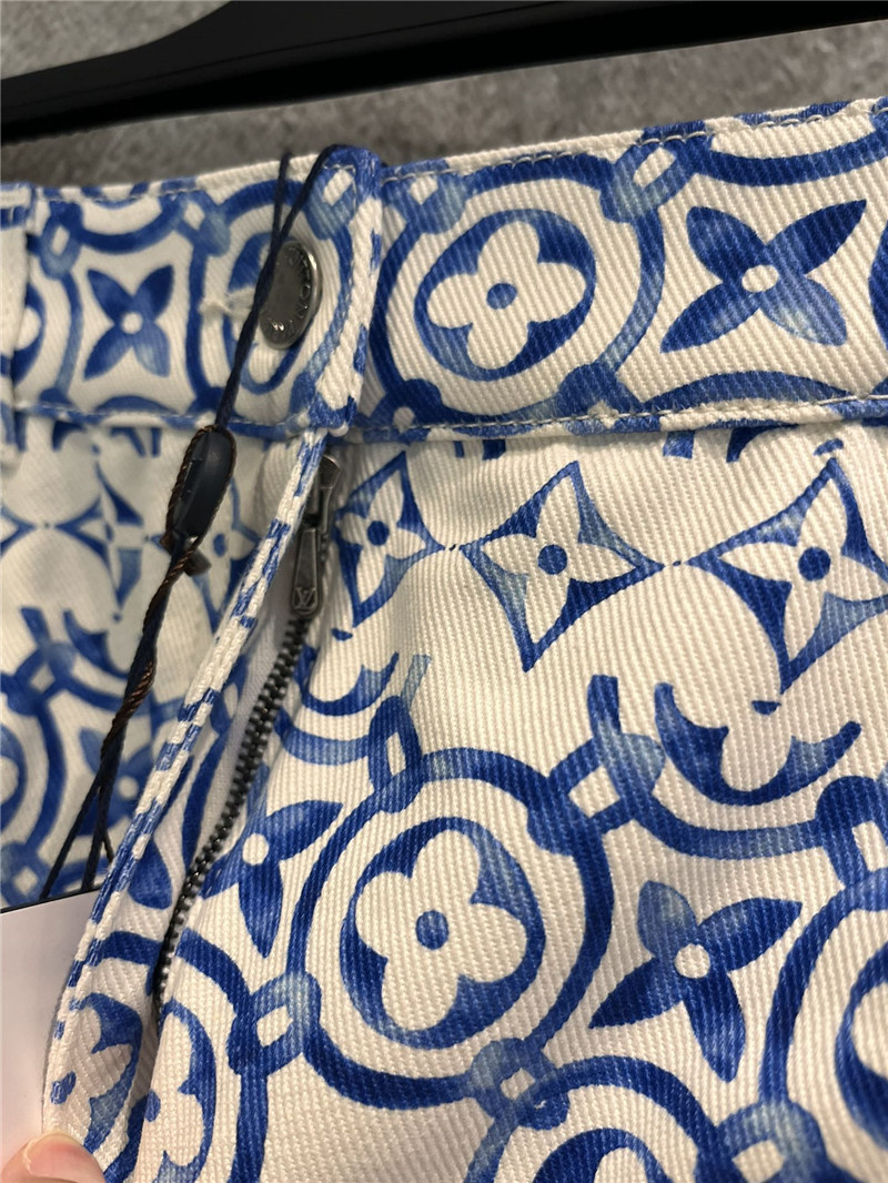 l0vis Vvtt0n lv blue and white porcelain skirt replica clothes