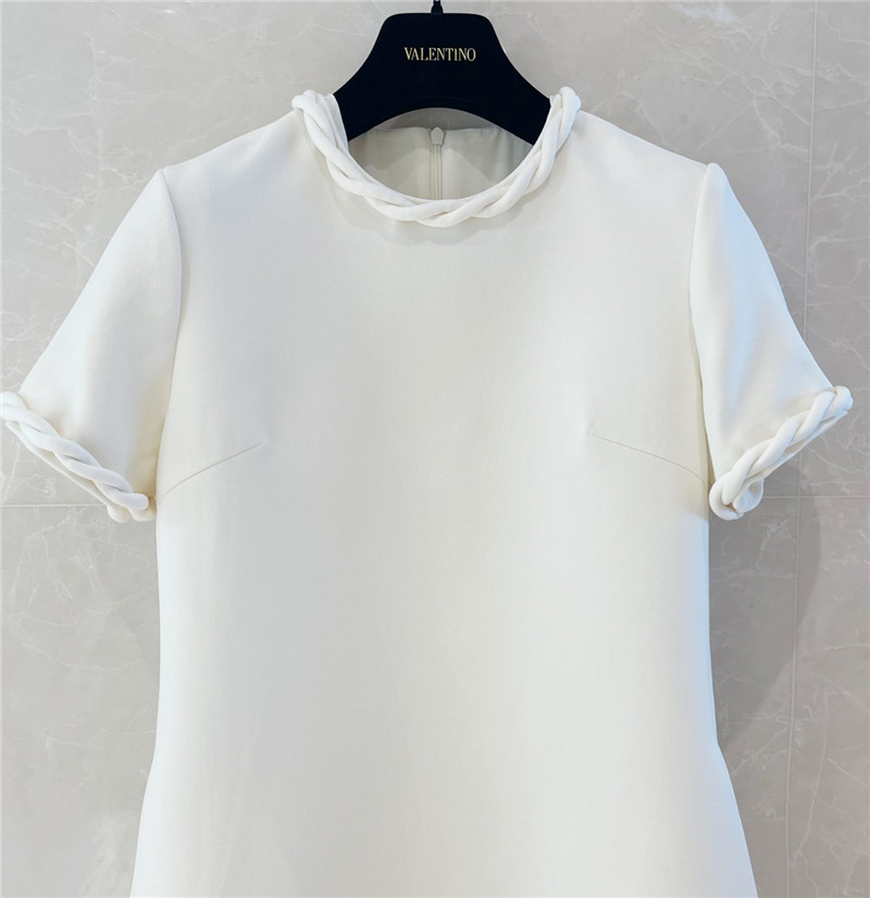 Va1e*ntin0 hand-twisted dress replica d&g clothing