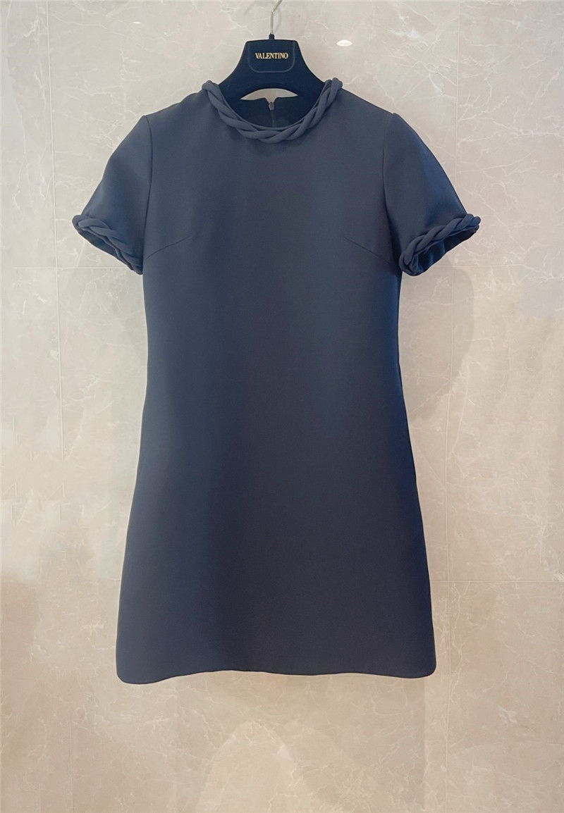 Va1e*ntin0 hand-twisted dress replica d&g clothing