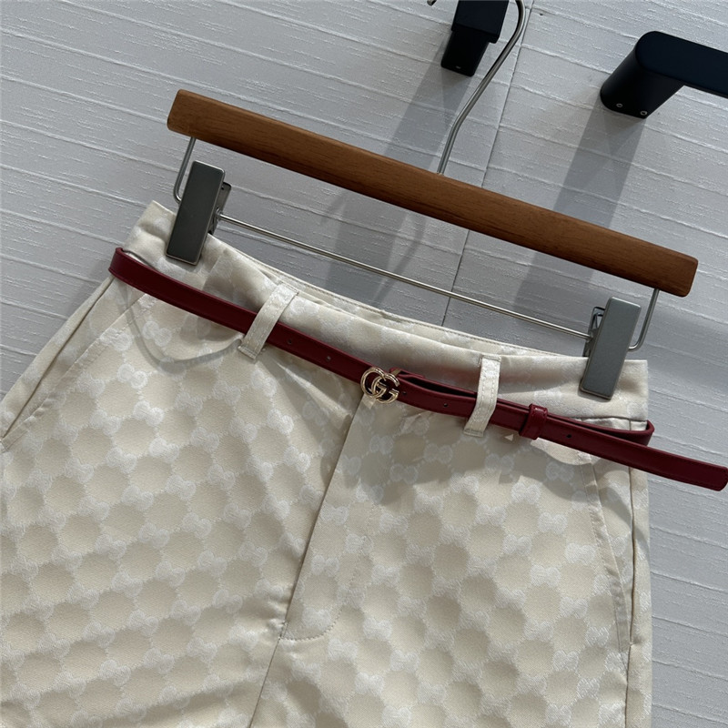 Gvc*1 ivory white old flower jacquard shorts replica clothing sites