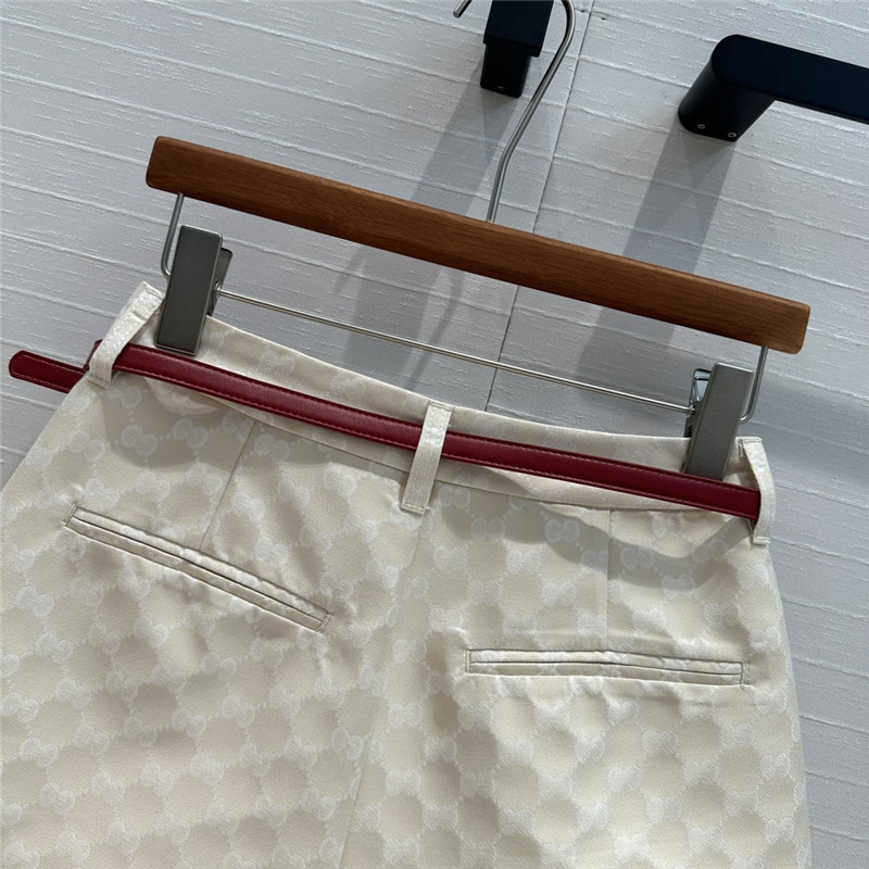 Gvc*1 ivory white old flower jacquard shorts replica clothing sites