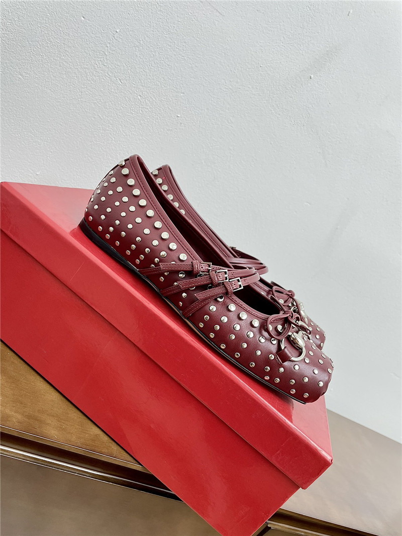 Gvc*1  burgundy horsebit ballet flats