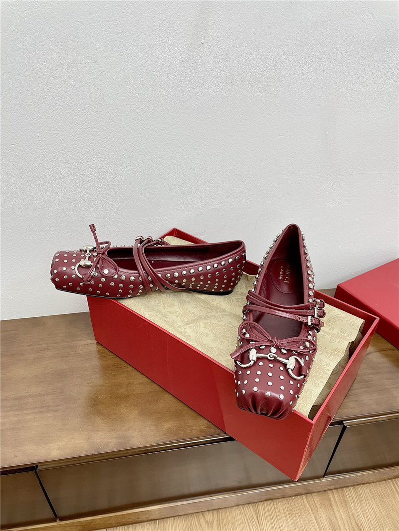 Gvc*1  burgundy horsebit ballet flats