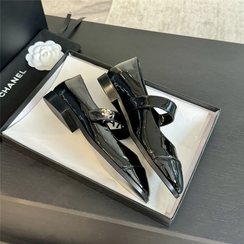 Ch**el gold interlock mary janes in black patent calfskin