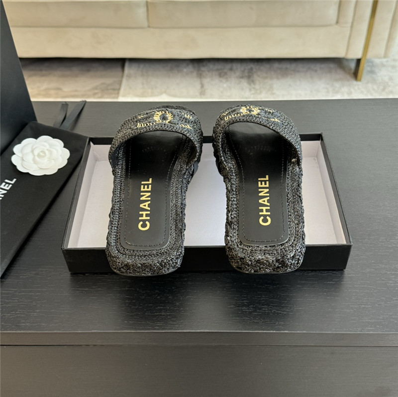 Ch**el crochet slide sandals in black