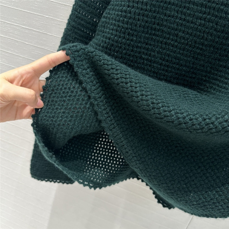 D10r simple round neck cashmere sweater replica clothing sites