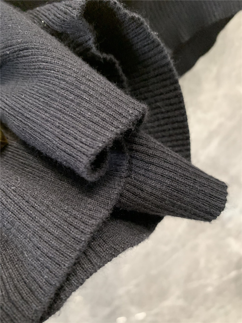 Ce1i*e lace-up v-neck knit top replica d&g clothing