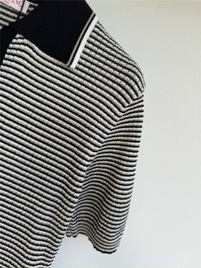 Va1e*ntin0 short sleeve metal button dress replicas clothes