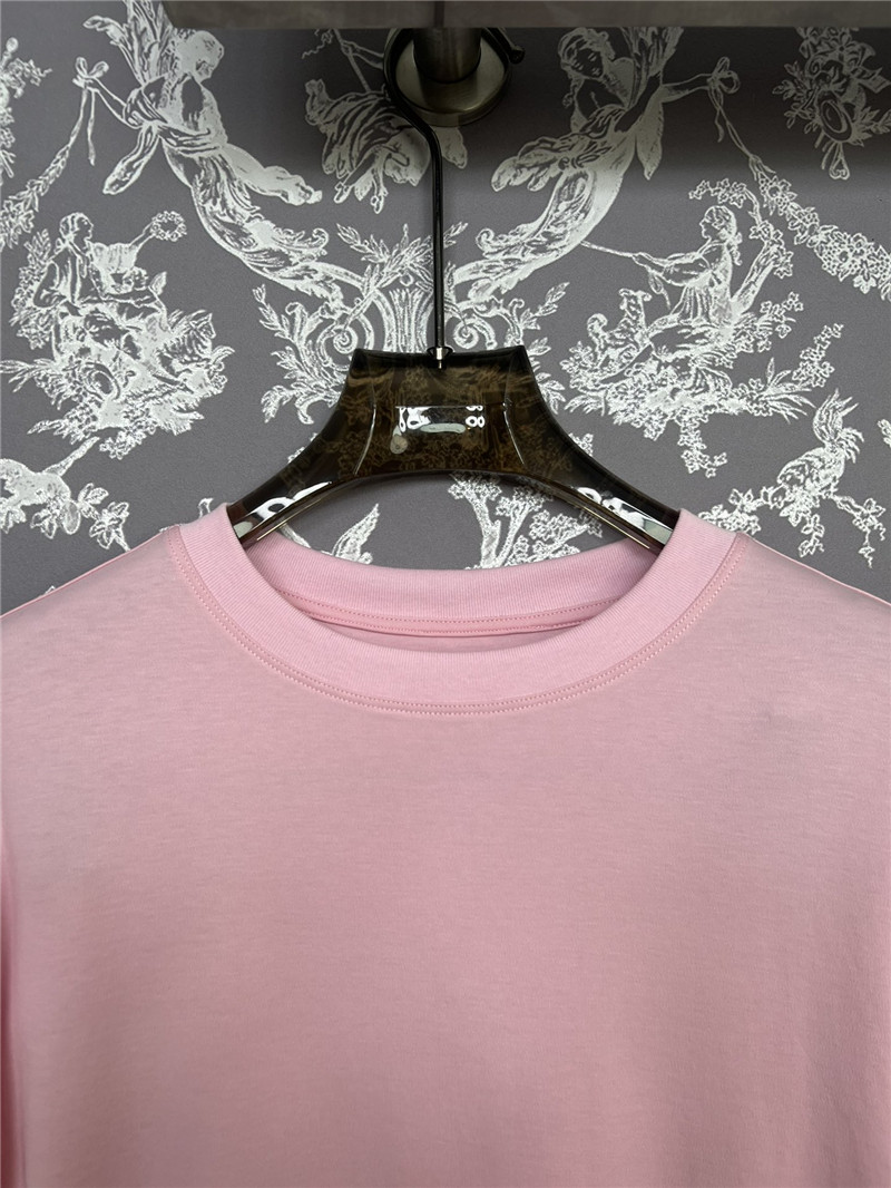 Va1e*ntin0 simple t-shirt cheap replica designer clothes