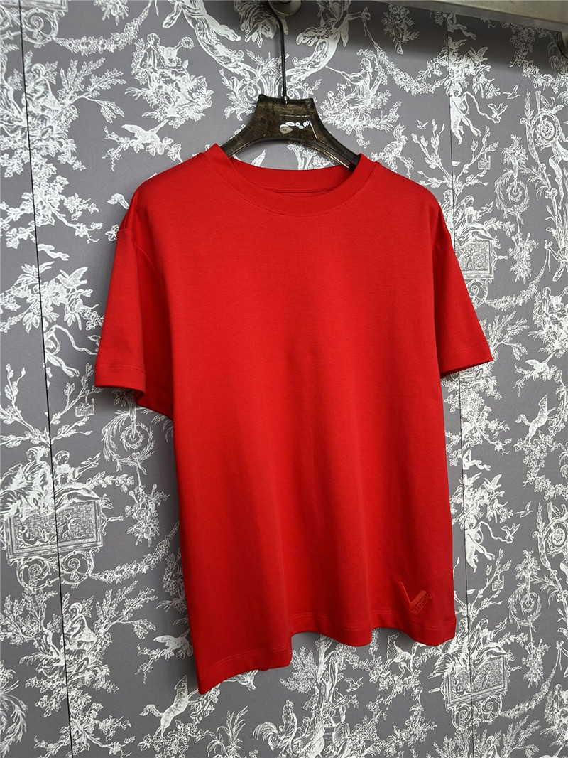 Va1e*ntin0 simple t-shirt cheap replica designer clothes