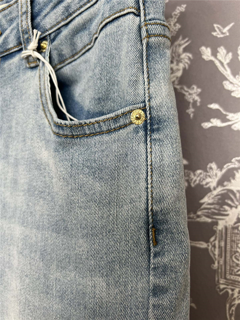 Va1e*ntin0 new jeans cheap replica designer clothes