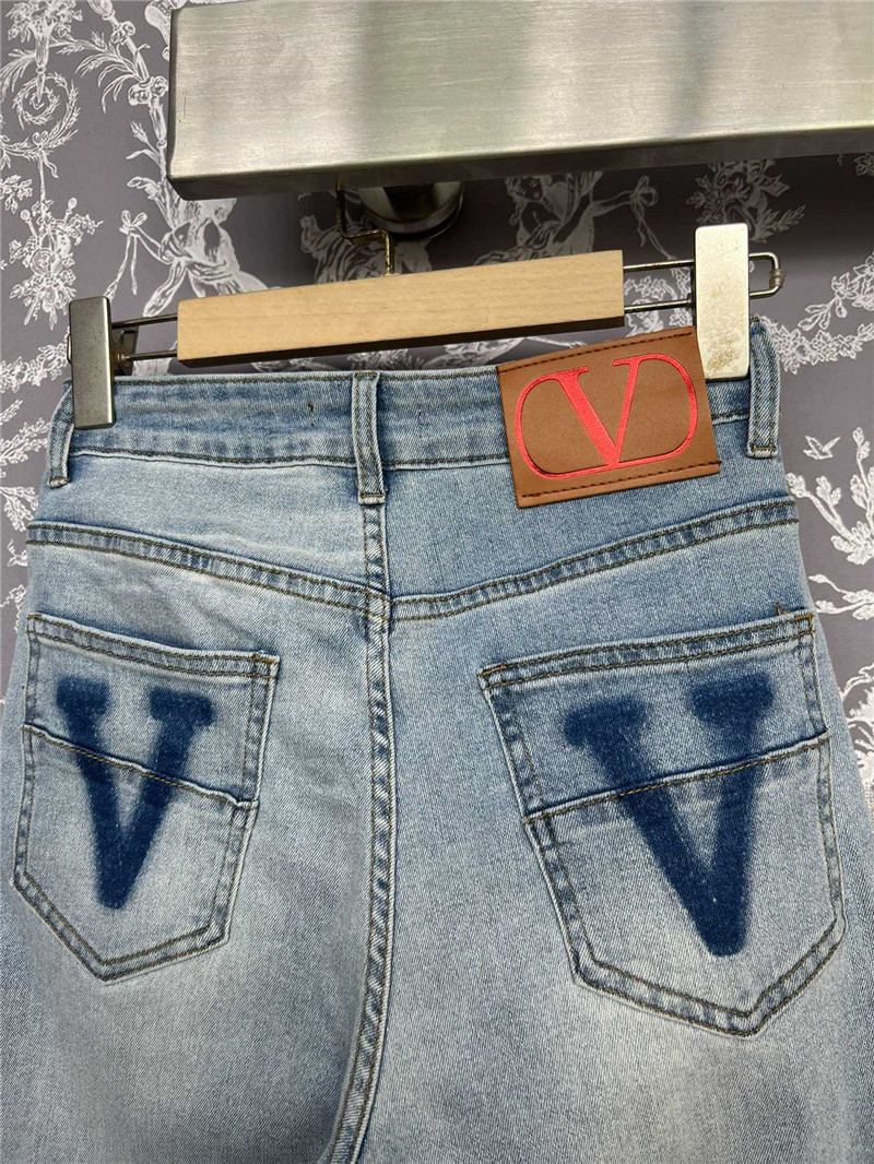 Va1e*ntin0 new jeans cheap replica designer clothes