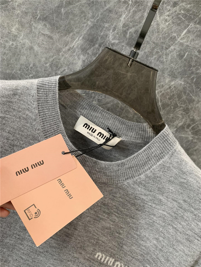 M1um1u grey short-sleeved sweater replica d&g clothing