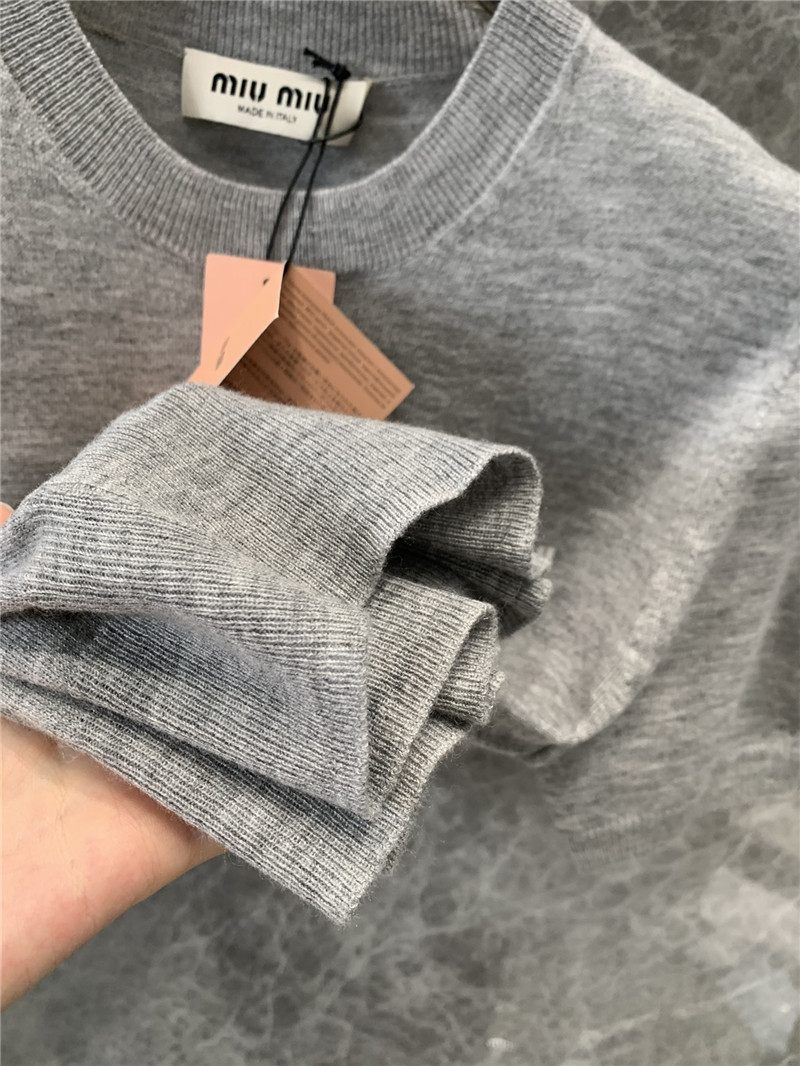 M1um1u grey short-sleeved sweater replica d&g clothing