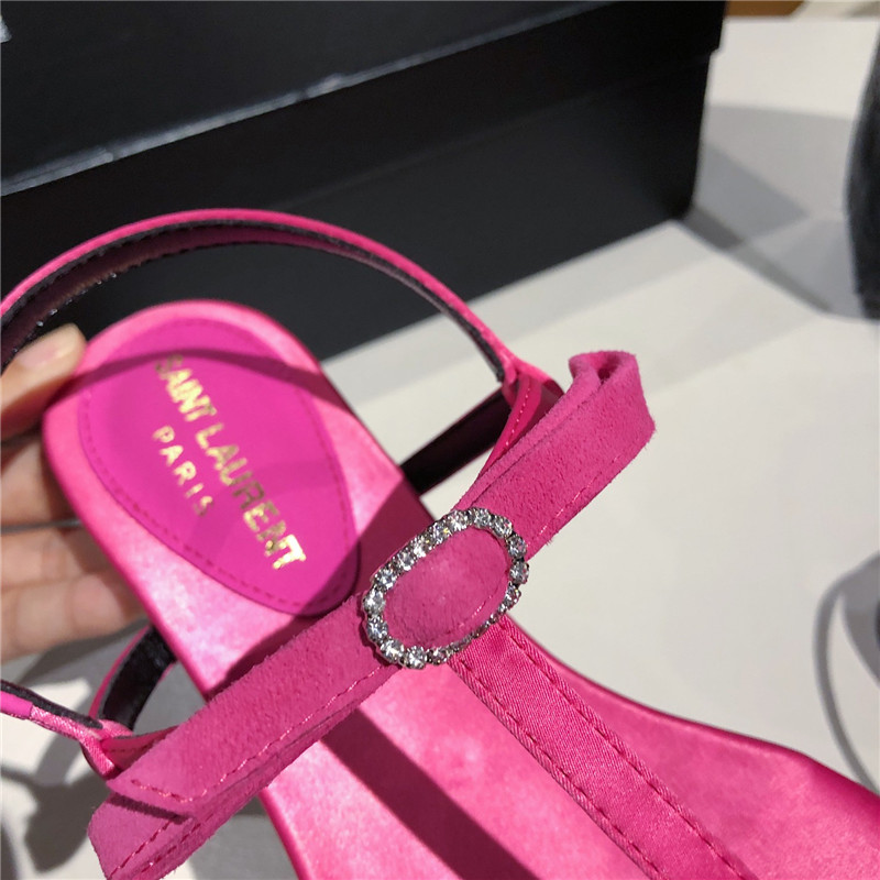 Sa1nt Lau*nt fuchsia suede t-strap flip flop sandals