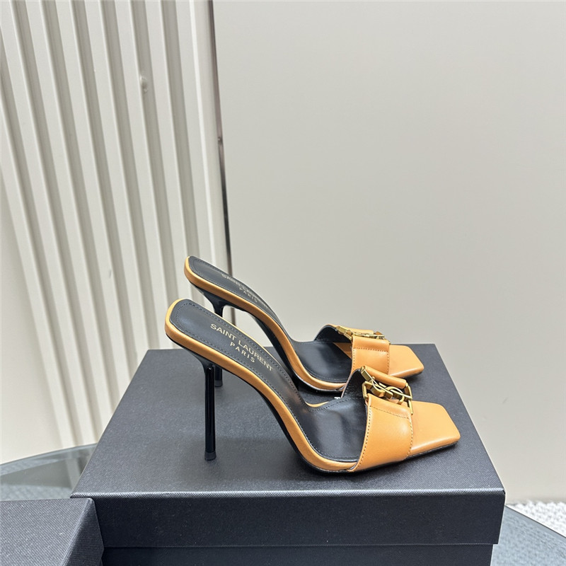 Sa1nt Lau*nt beige calfskin square toe babylon mules