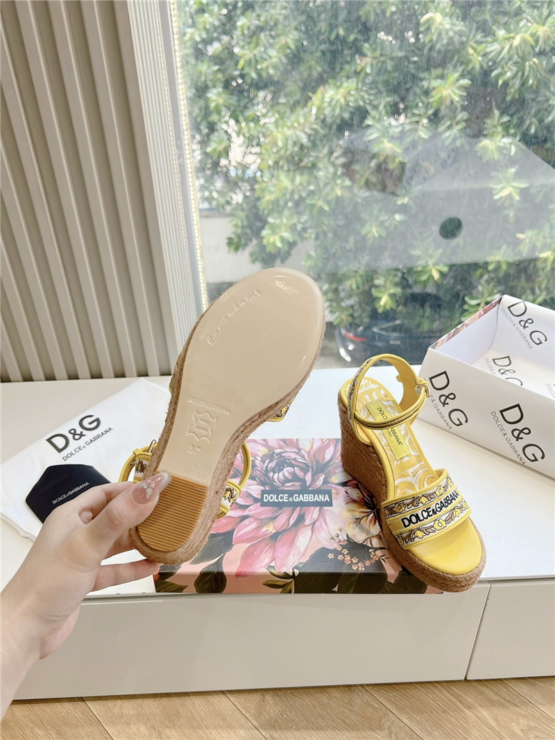 Dolce & Gabbana Wedge Sandals with Majolica Embroidery