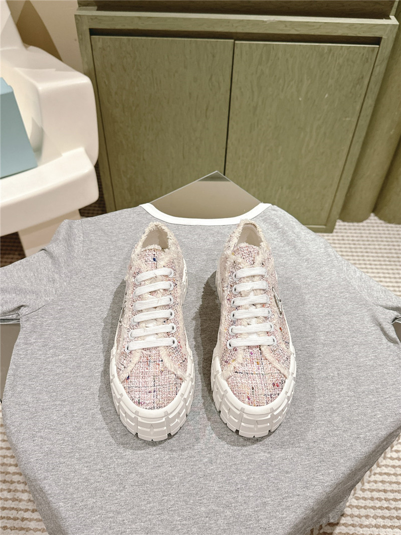 Pra*a double wheel tweed trainers in pink