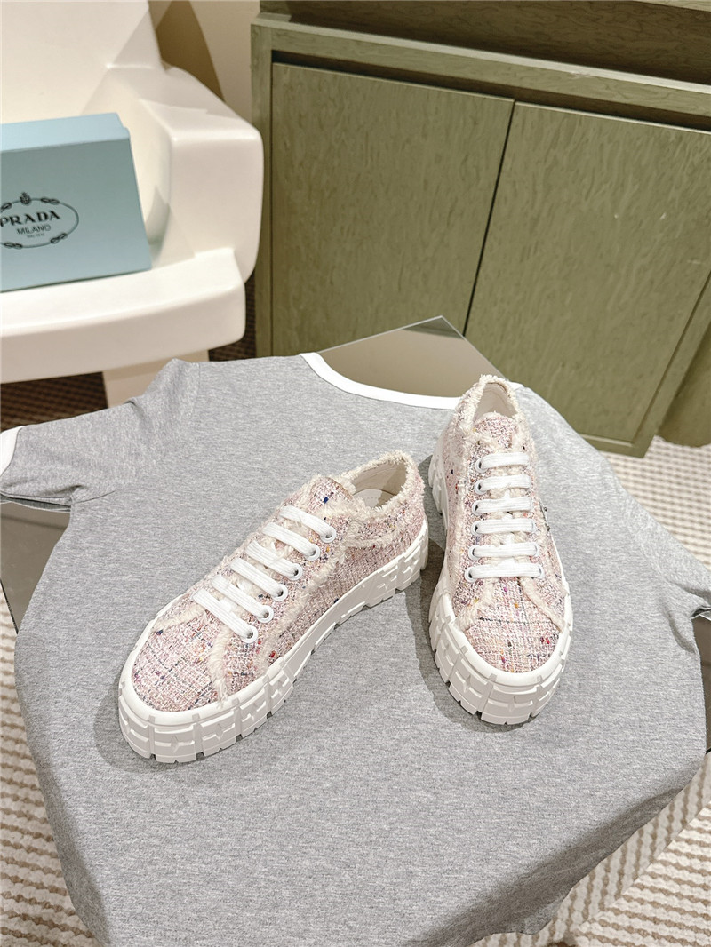 Pra*a double wheel tweed trainers in pink