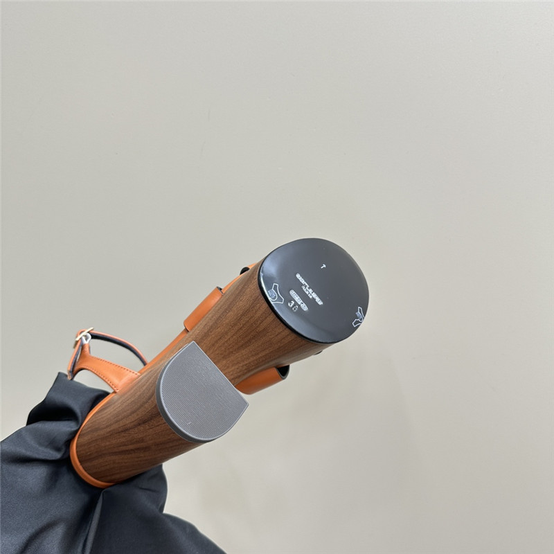 Sa1nt Lau*nt brown wooden bianca platform sandals