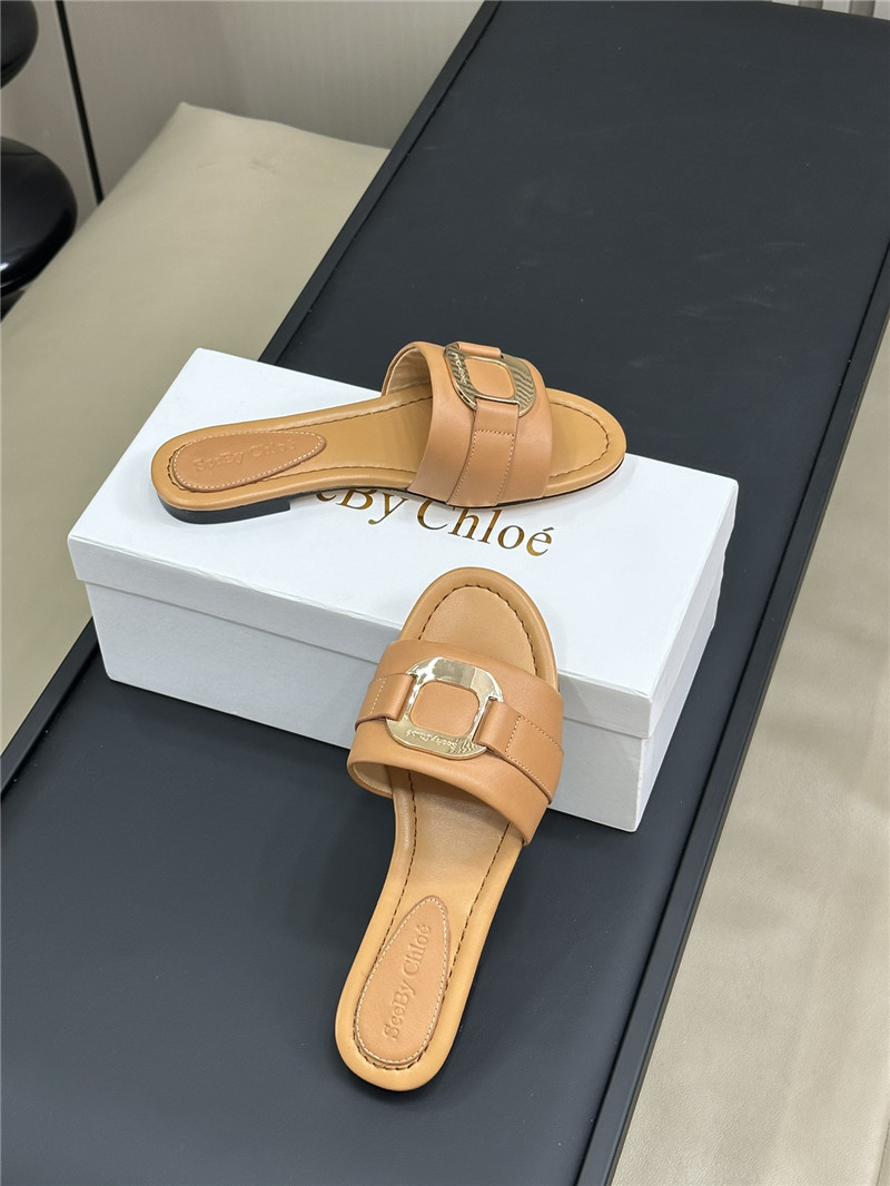 Chloé Buckle Strap Slides in Beige Calfskin