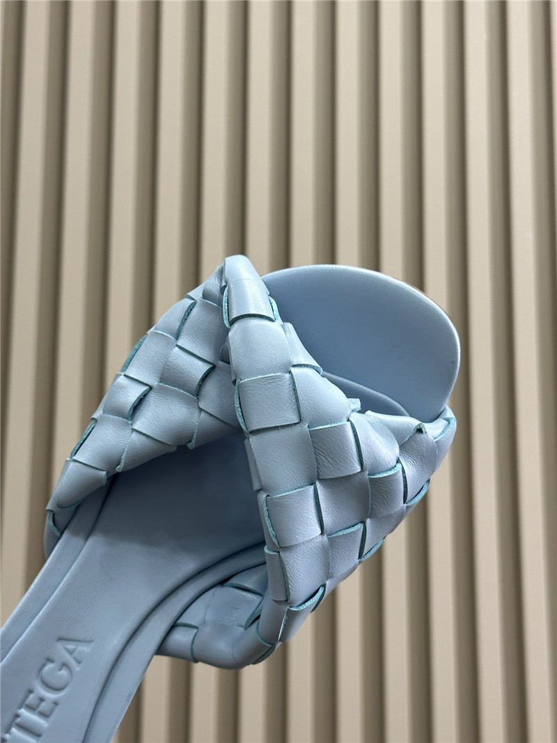 b0tt*ga Ven*ta mid heel blink mule in intrecciato ice